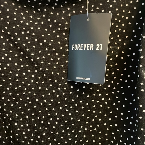 * NWT * FOREVER 21 Bodysuit - Picture 2 of 6
